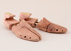 Hormas de zapato de cedro rojo