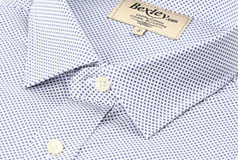 Camisa blanca estampada con motivos azules - Cuello francés - BERANGER