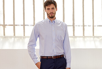 Camisa blanca de rayas azules con bolsillo en el pecho - BRODERICK