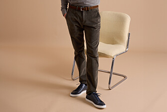 Pantalón chino de terciopelo Aceituna - KINSLEY