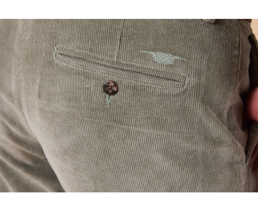 Pantalón chino de pana Verde Eucalipto para hombre - NORMAN