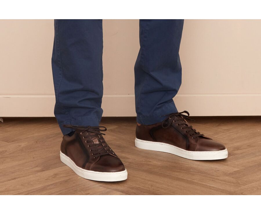 Zapatillas de hombre de piel Chocolate patinado - INGLEWOOD