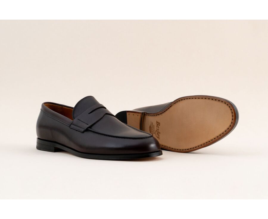Mocasín de piel para hombre Burdeos patinado - DERYBROOK