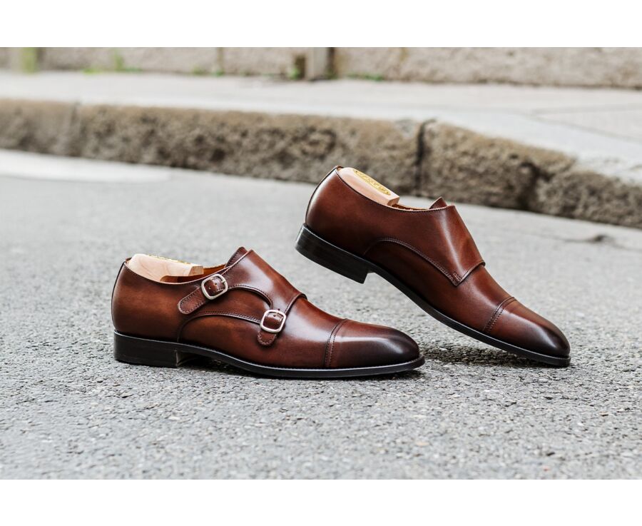 Zapatos Hombre Doble Hebilla Cognac Patinado - LANGFORD