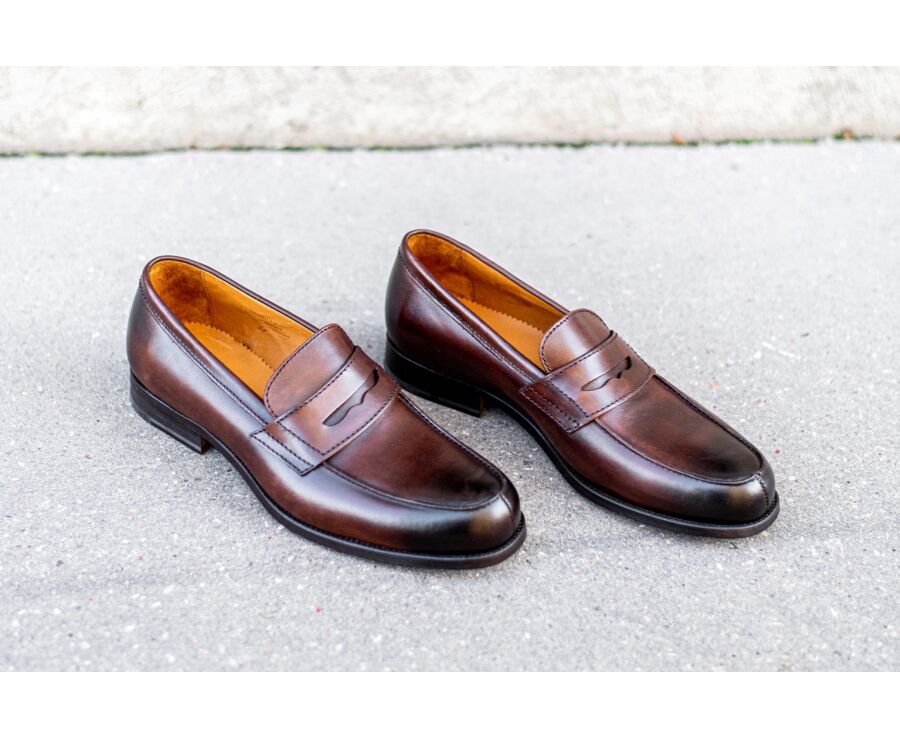 Mocasín de hombre de piel Chocolate patinado - WEMBLEY CLASSIC