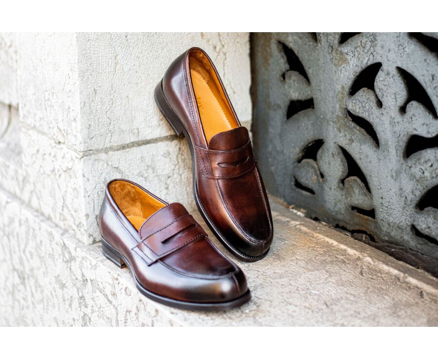 Mocasín de hombre de piel Chocolate patinado - WEMBLEY CLASSIC