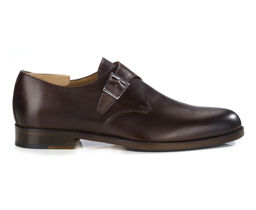 Zapatos de Cuero con Hebilla en Chocolate Grainado - BLOOMINGDALE SILVER