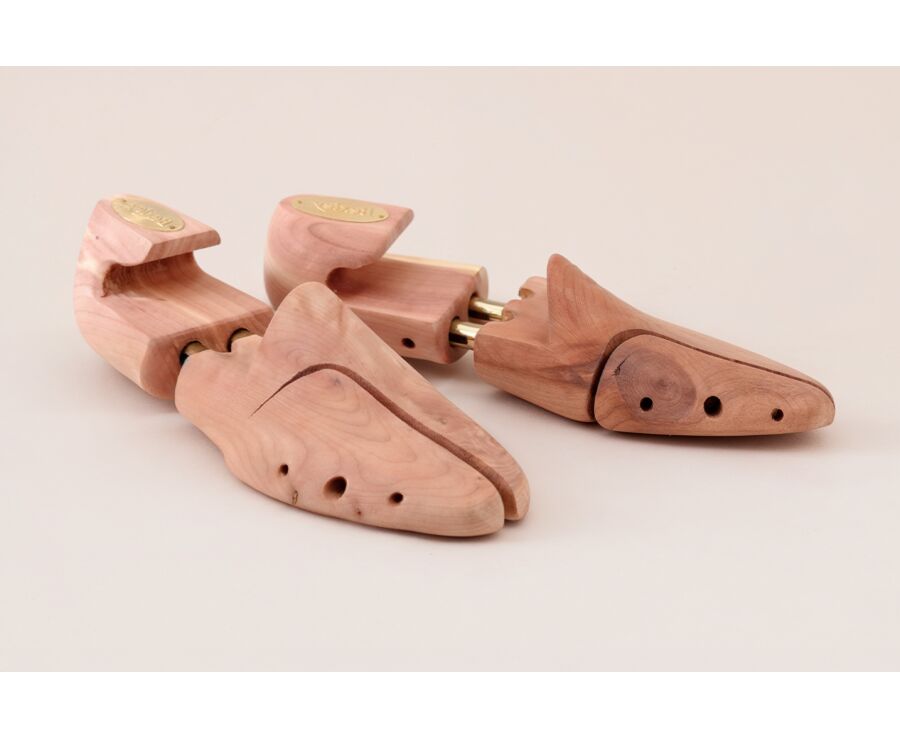 Hormas de zapato de cedro rojo
