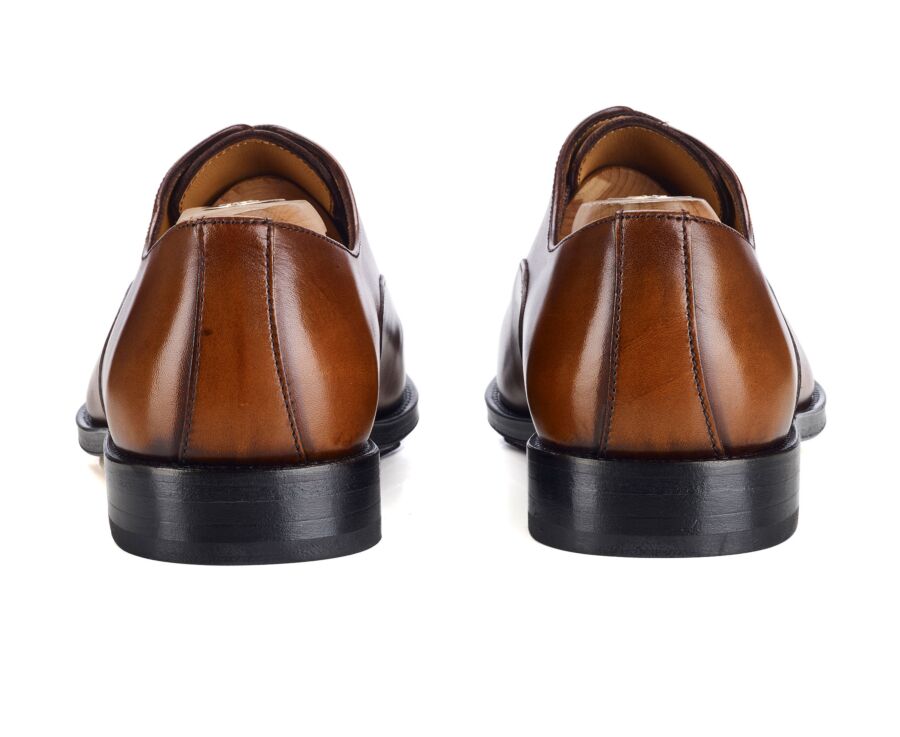 Zapatos Oxford de hombre en cuero dorado con pátina - WINFORD