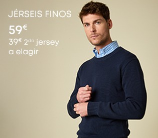 Hombre con jersey de lana de media cremallera