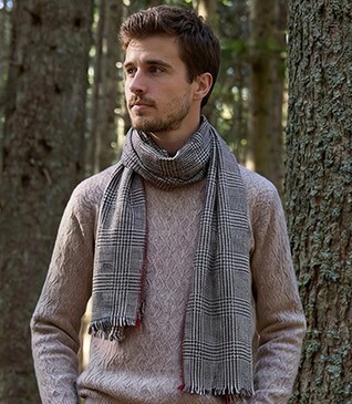 Men’s Wool Scarf – Grey and Red Checks