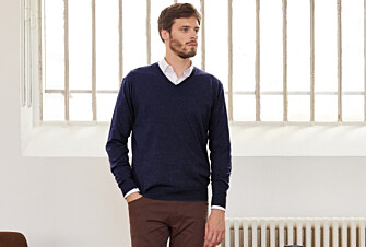 Navy organic cotton/cashmere thin v-neck jumper - VADIM