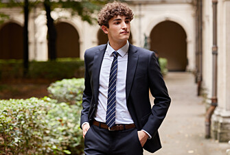 Men's Navy Suit Jacket - LAZARE