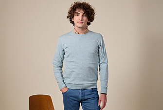 Slim Men's Sweater with Round Neck, Cotton/Cashmere, Pastel Blue - VLADIMIR