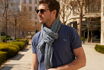 Blue sky triangles patterned Blue cotton linen scarf