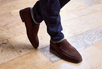 Brown suede men's loafers - DERYBROOK