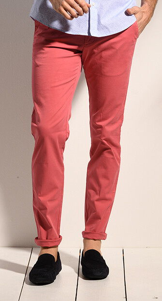 Raspberry Men's chinos - KYRK