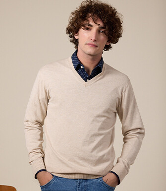 Slim Men's Sweater with V-Neck, Organic Cotton/Cashmere, Light Beige Heathered - VALTON