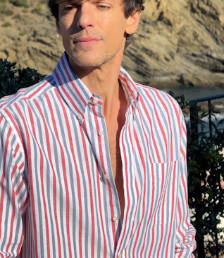 Vintage Red and Blue Chambray  cotton/linen  - COLTEN