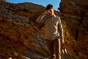 Men’s Navy and Camel Chambray Shirt - SILBERT