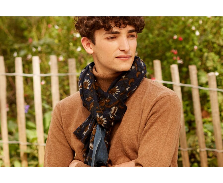 Navy and outlet camel scarf