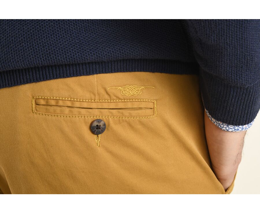 Tobacco Men's chinos - KYRK