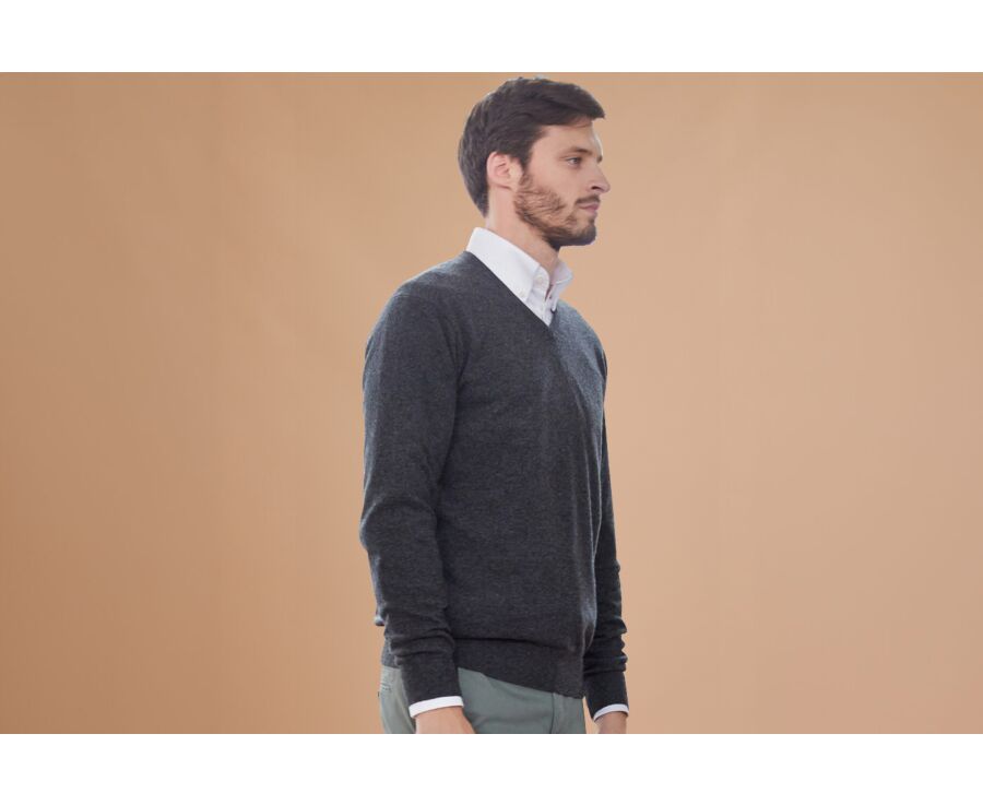 Grey Anthracite v-neck wool jumper - ELIAN