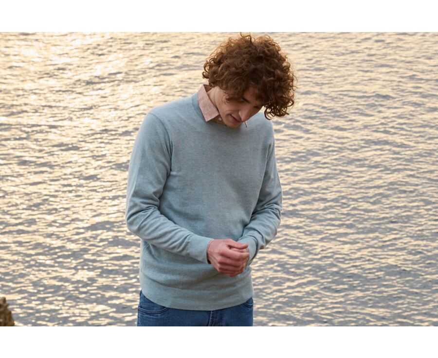 Slim Men's Sweater with Round Neck, Cotton/Cashmere, Pastel Blue - VLADIMIR
