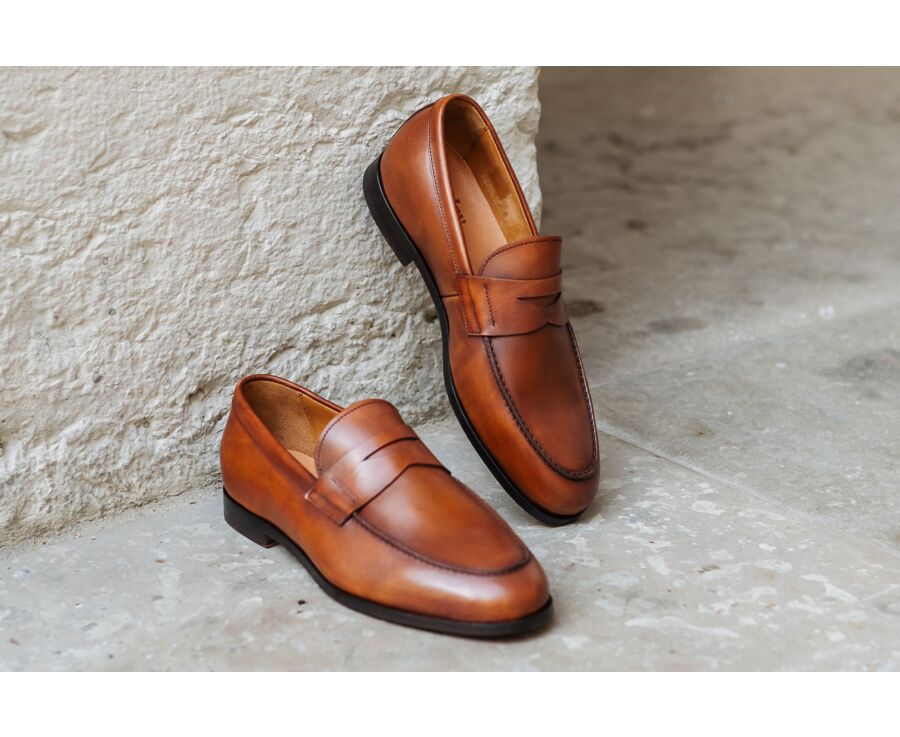 Patina Gold men's loafers - DERYBROOK