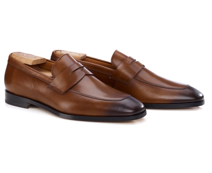 Men’s cognac patinated calf leather loafers - CANNERO