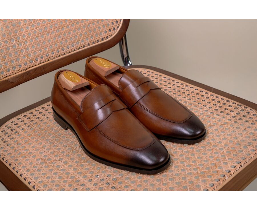 Men’s cognac patinated calf leather loafers - CANNERO