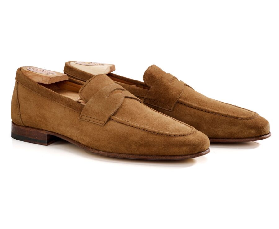Men’s tobacco suede loafers - British style - FINERO