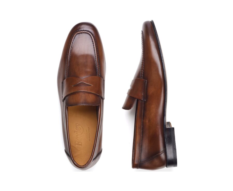 Men’s cognac patinated leather loafers - FINERO