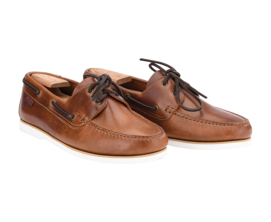 Boat shoes for me top