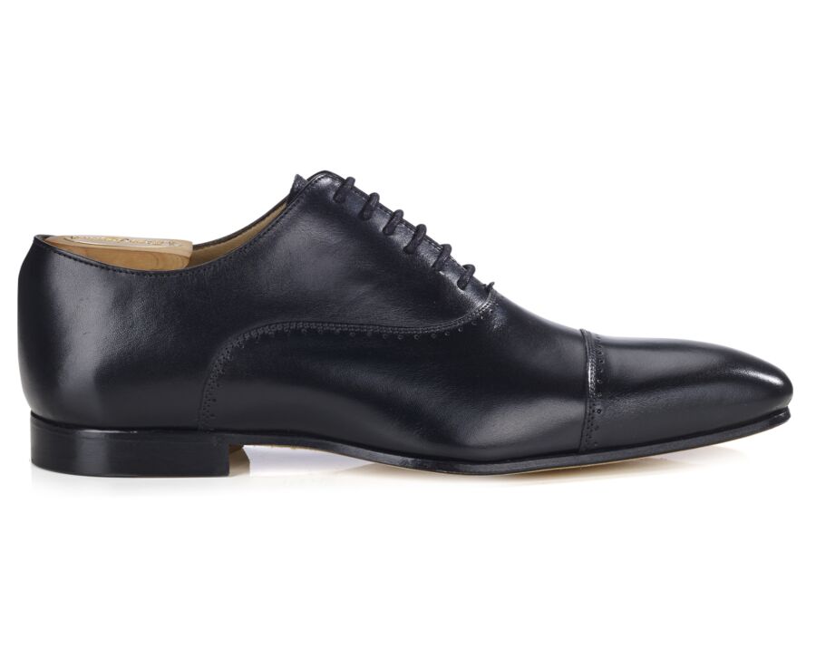 Black Oxford shoes - Leather outsole - STRESA