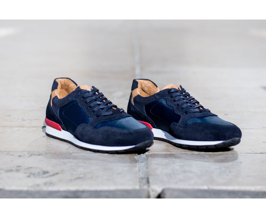 Navy Trainers - CANBERRA II