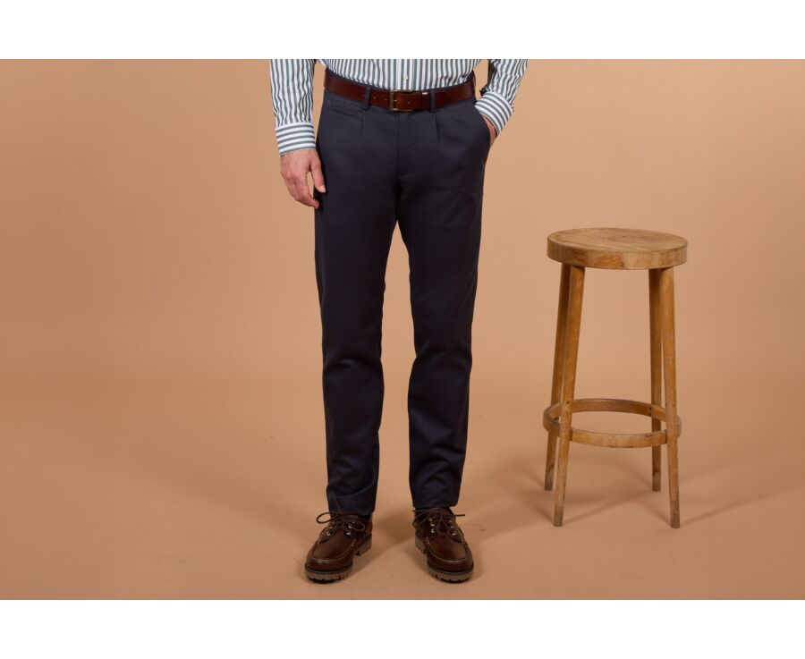 Men's navy pleated cotton twill chino trousers - KAYNAN