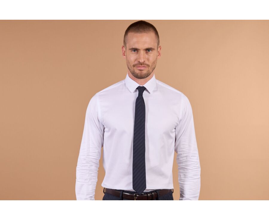 Men's navy herringbone silk tie