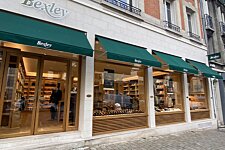 outside store Bexley Reims