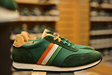 casual shoes