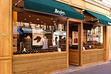 Boutique Bexley Paris Boétie vitrine