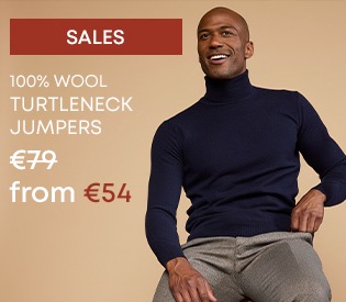 Man wearing a wool turtleneck jumper
