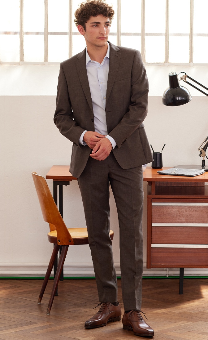 Slim-fit two-piece suit in melange linen