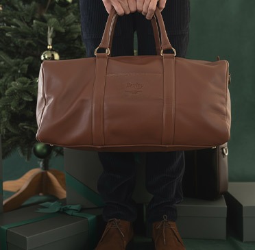 Brown leather travel bag