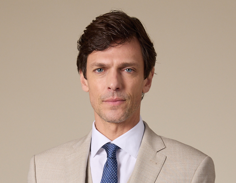 Italian collar with tie - elegant look