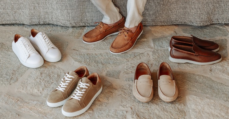 Men's casual shoes