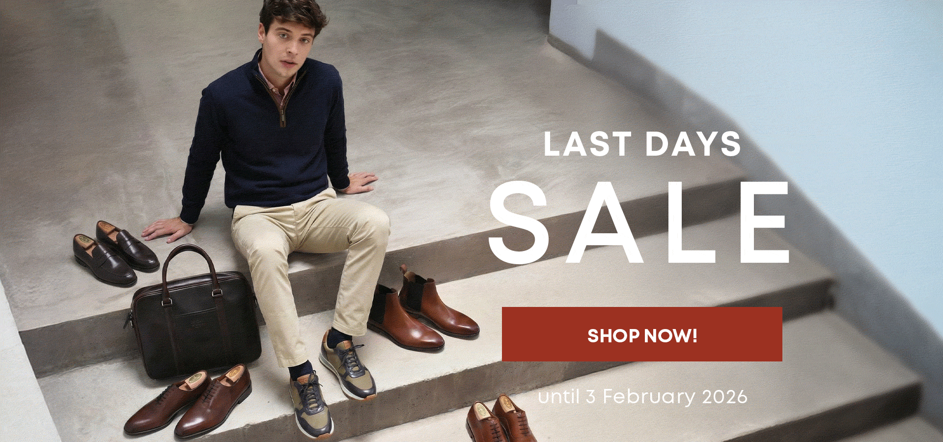 Man wearing brown blazer, turtleneck and tan boots for the winter Sales