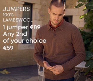 Man wearing a brown wool pullover